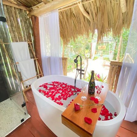 Отель Nuscaa Boutique Tree House & Spa Пуэрто-Морелос Экстерьер фото