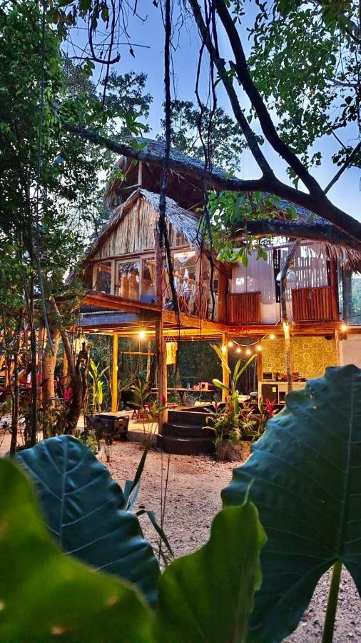 Отель Nuscaa Boutique Tree House & Spa Пуэрто-Морелос Экстерьер фото